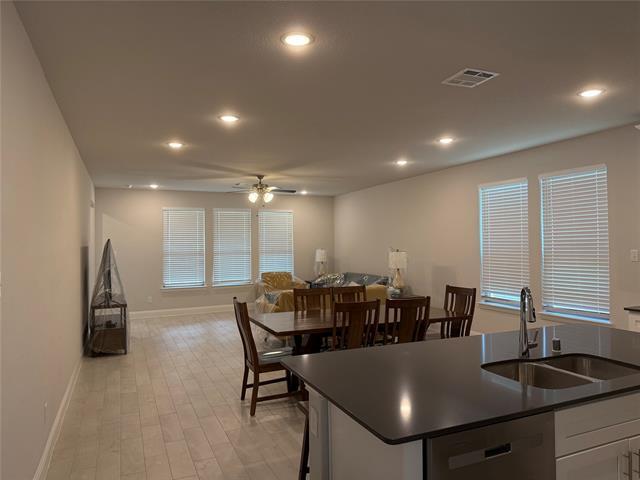 Foto del edificio - 3512 Lillian Ct
