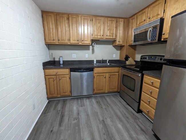 Building Photo - 175 Quincy Shore Dr