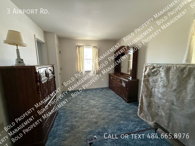 Foto del edificio - 3 Airport Rd