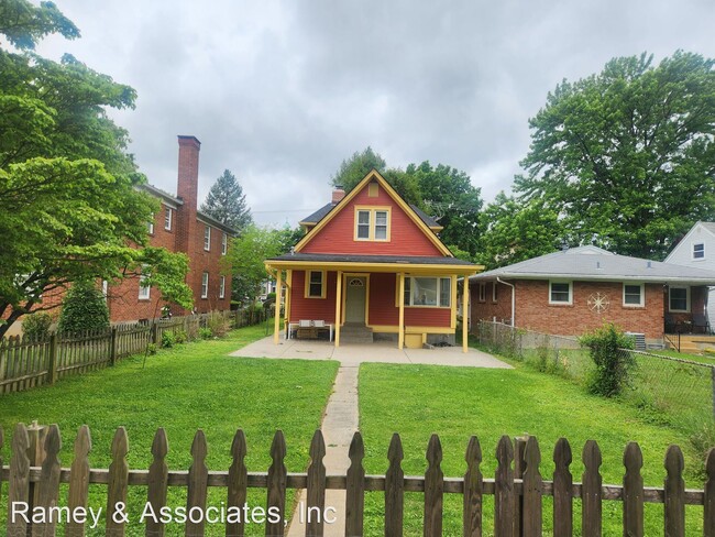 Building Photo - 3 br, 2 bath House - 1923 Newburg Road