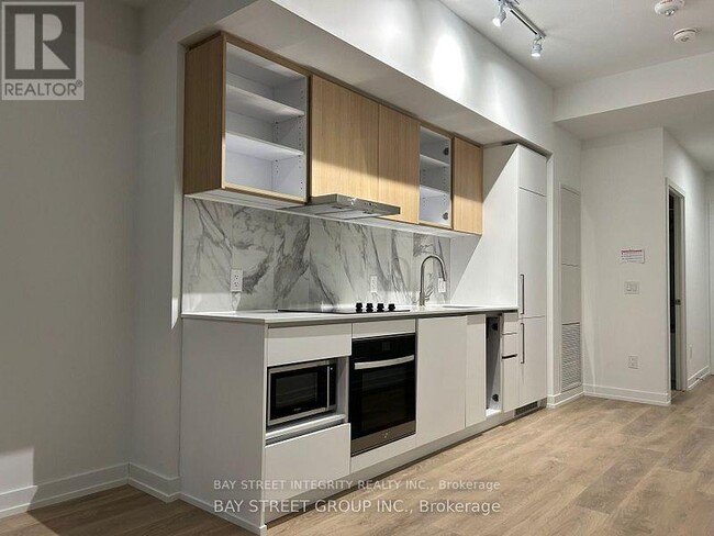 Photo du bâtiment - 1100 Sheppard Ave W