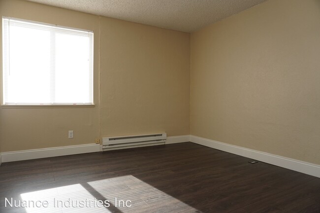Building Photo - 4403-4457 Val Verde Ct