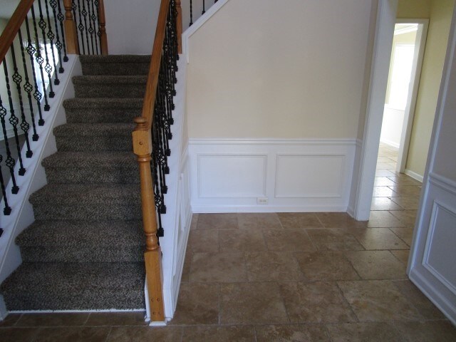 Building Photo - 4505 Glenaire Dr NW