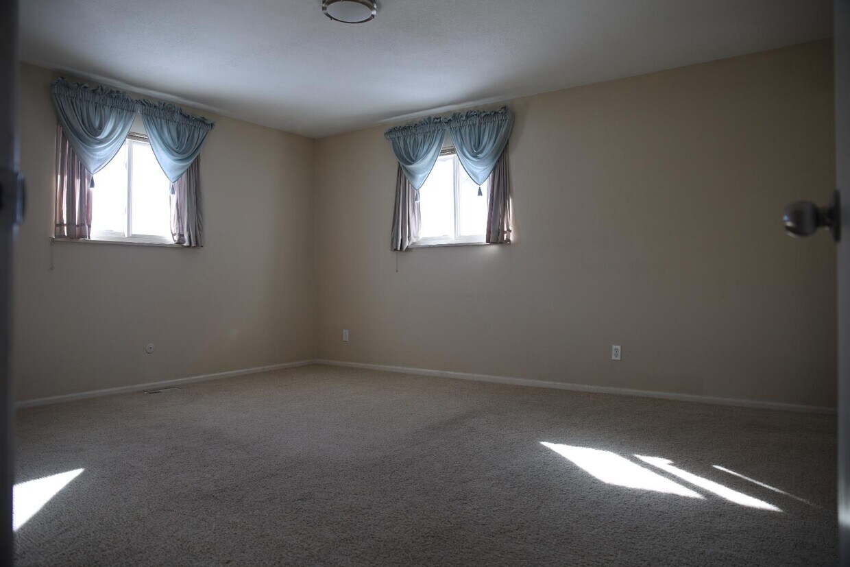 Foto principal - 1551 E Costilla Ave