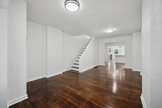 Building Photo - 5318 Kershaw St