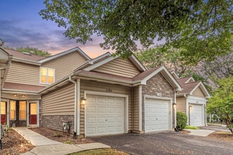 Building Photo - 1126 Regency Dr