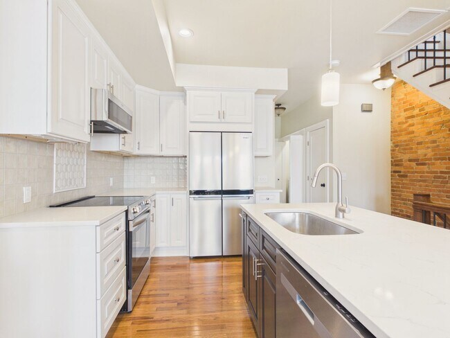Building Photo - 1835 N 2nd St