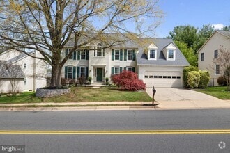 Building Photo - 46568 Hampshire Station Dr
