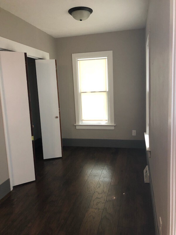 Foto del edificio - Charming 3 bedroom house close to McKennan and Downtown!