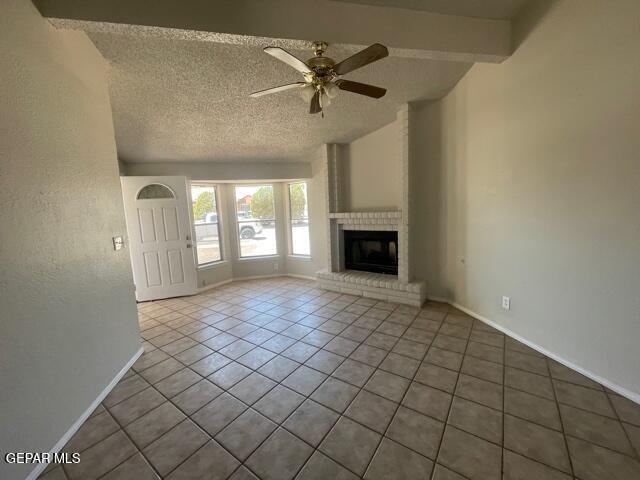Building Photo - 10963 Delafield Dr