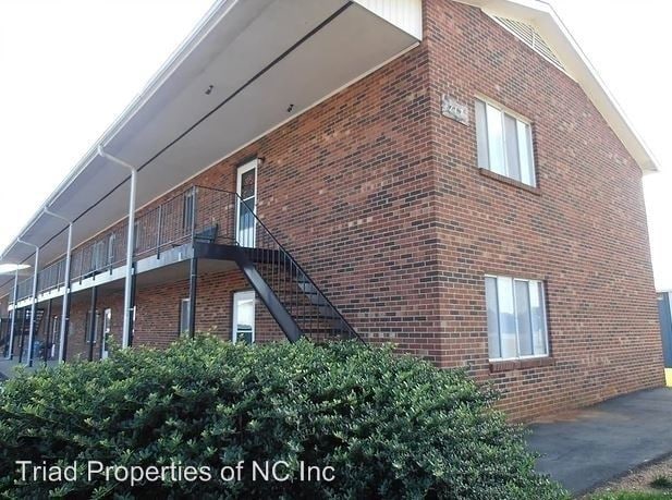 Building Photo - 217-217 Ingram Dr