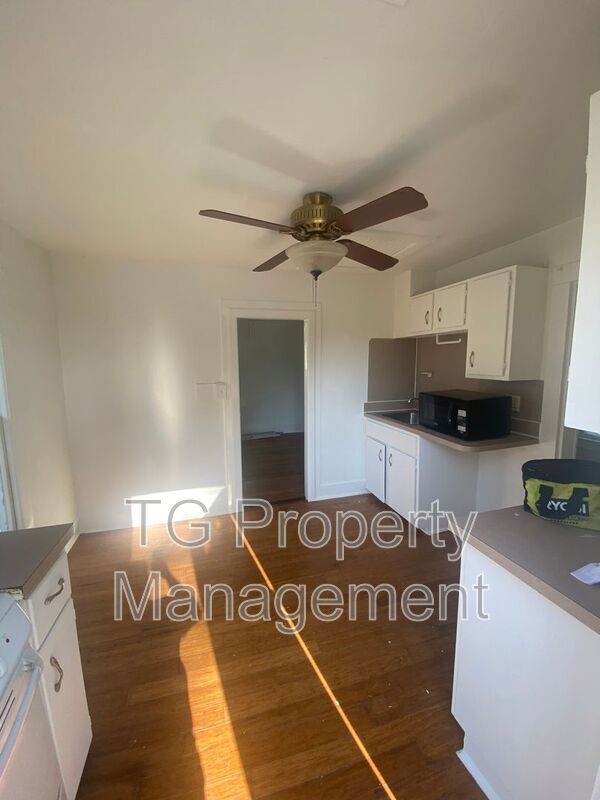 Foto del edificio - 32 Sanford St