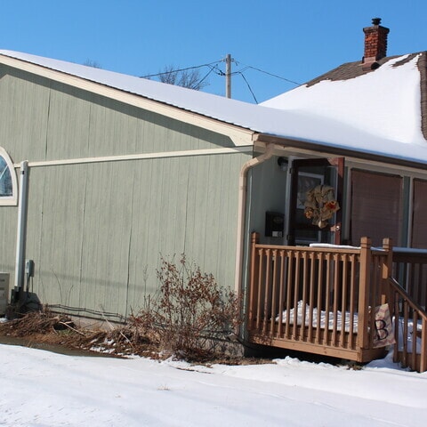 Primary Photo - 118 Elles Ave