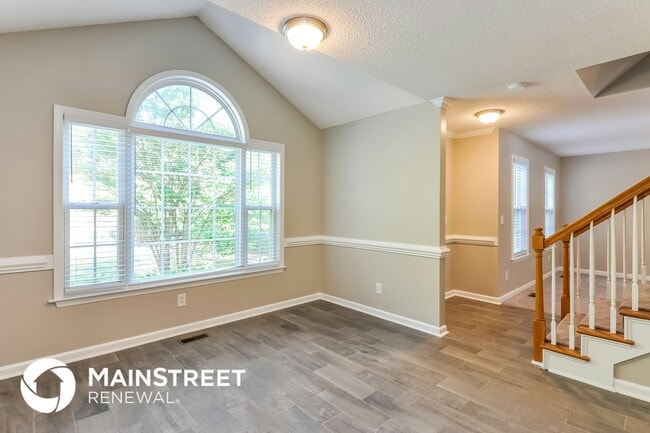 Building Photo - 6808 Vernie Dr