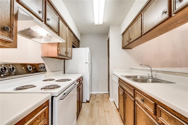 Foto del edificio - 10616 Mellow Meadow Dr