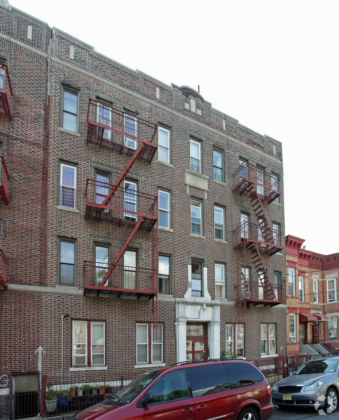 Foto del edificio - 234 E 34th St