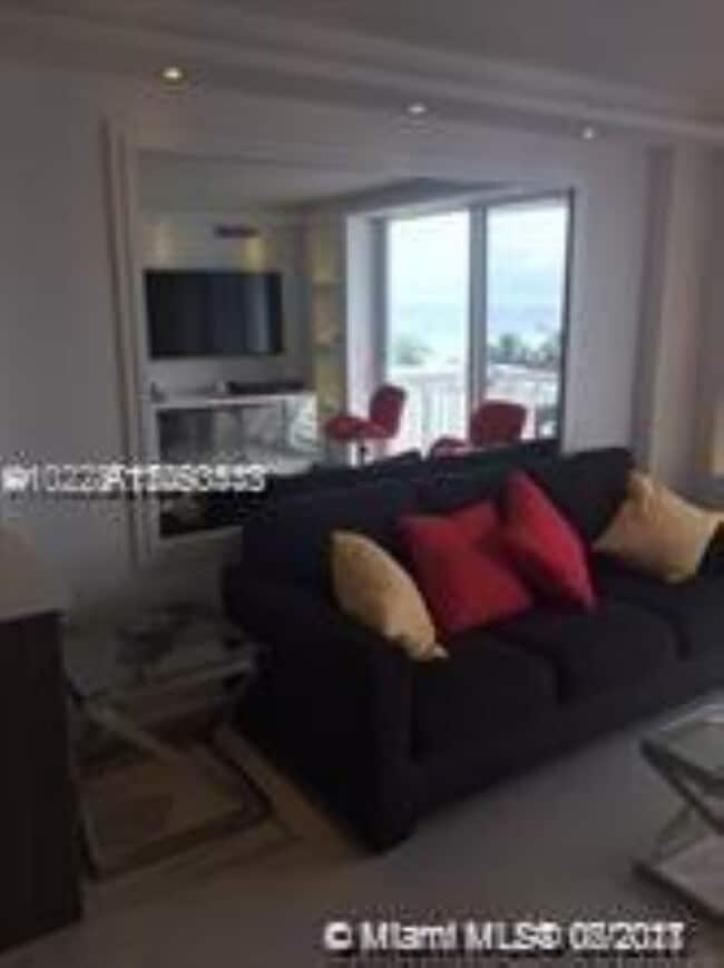 Building Photo - 401 Ocean Dr