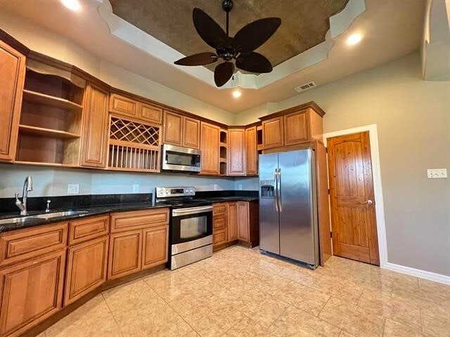 Foto del edificio - 6030 Queen's Ct