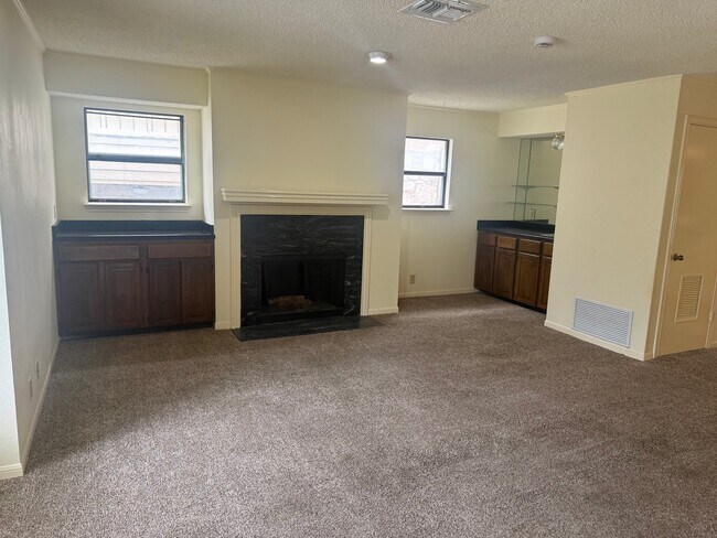 Foto del edificio - 7738 Chambers Rd