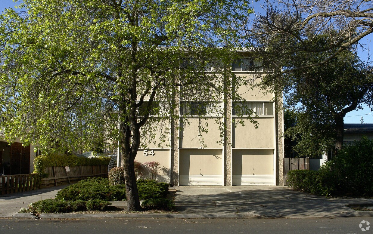 Building Photo - Clinton Street Apartments