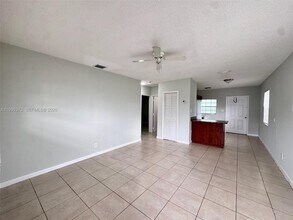 Building Photo - 990 Phippen Waiters Rd