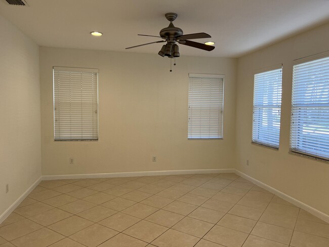 Building Photo - 650 Pacific Grove Dr