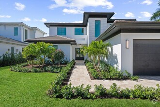 Building Photo - 3221 Blue Cypress Ln