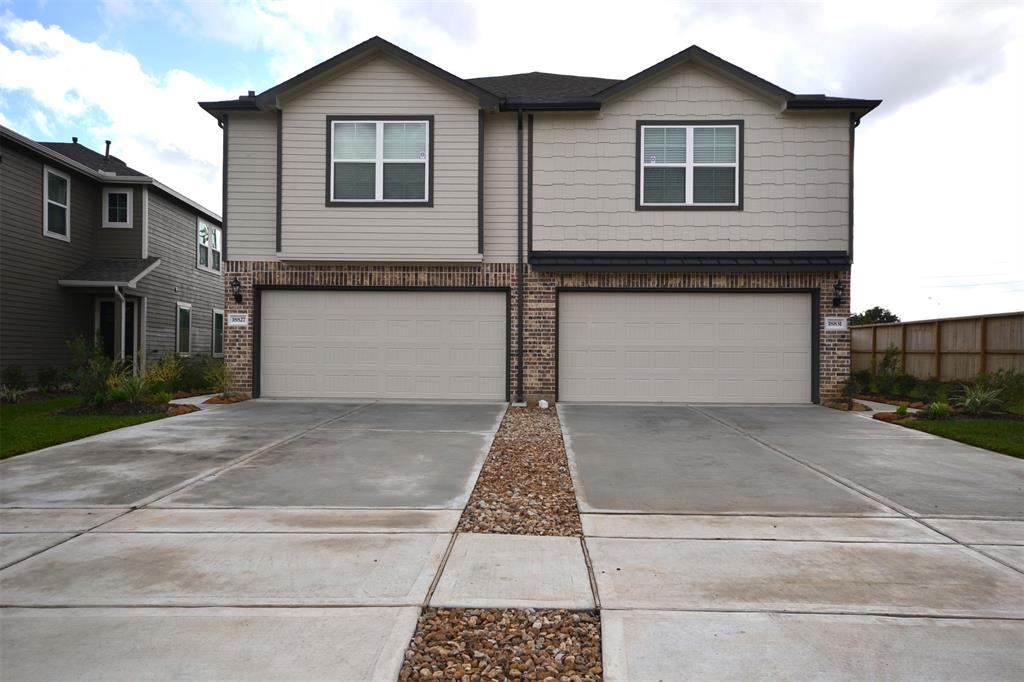 Foto principal - 18827 Glenwood Chase court