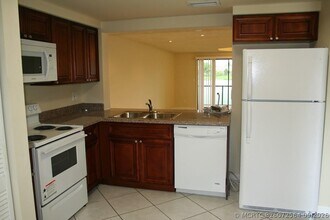 Building Photo - 4733 NW 90th Ave