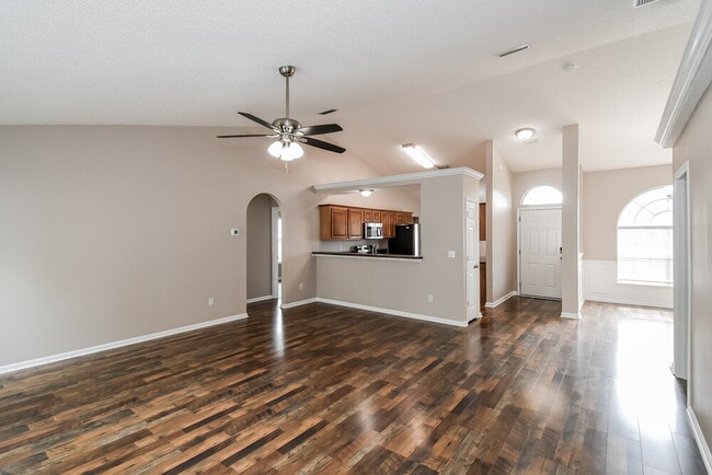 Foto del edificio - 2908 Majestic Oaks Ln