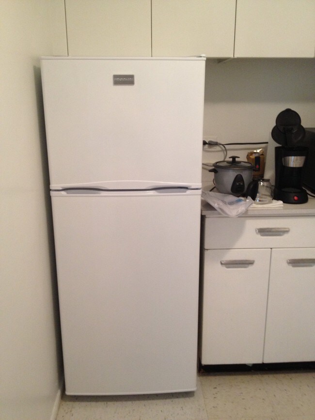 Fridge - 1450 E 55th St