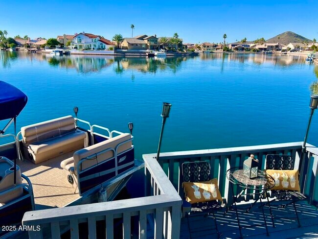 Foto del edificio - 21428 N 55th Ave