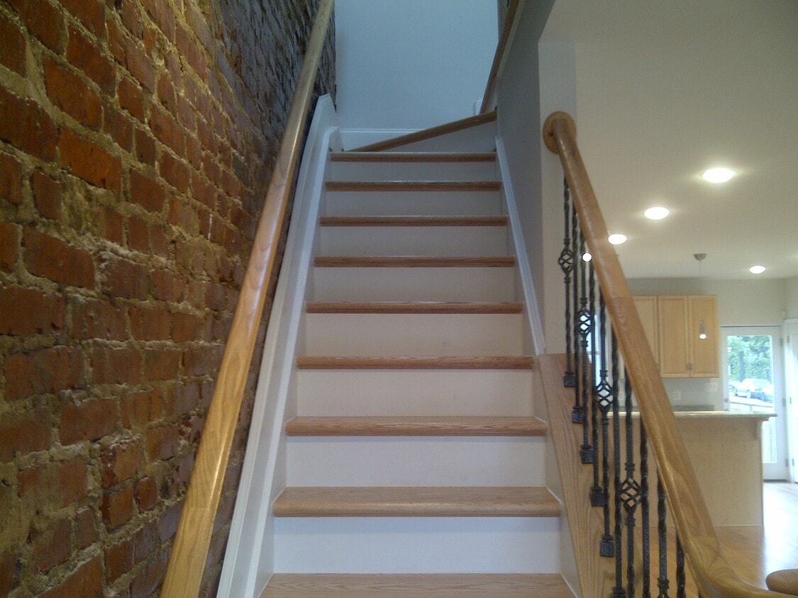 Photo - 1001 F St NE (Washington, DC)