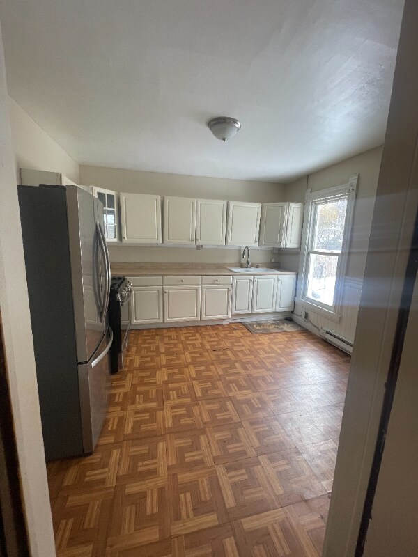 Foto del edificio - 222 Caroline Ave