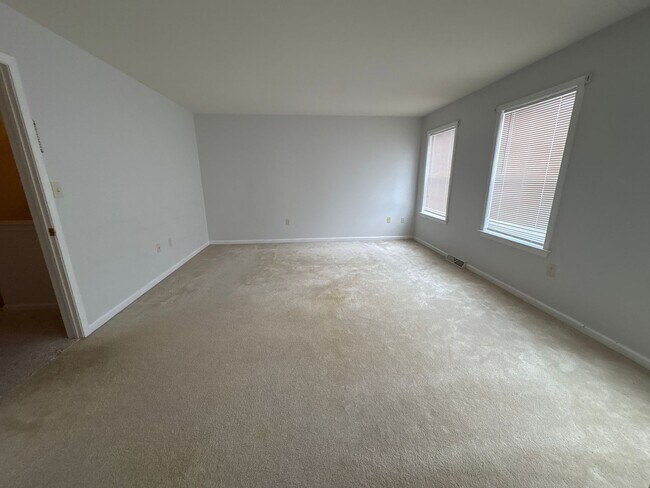 Building Photo - Available Now! Chatham Creek 3 Bedroom 2.5...