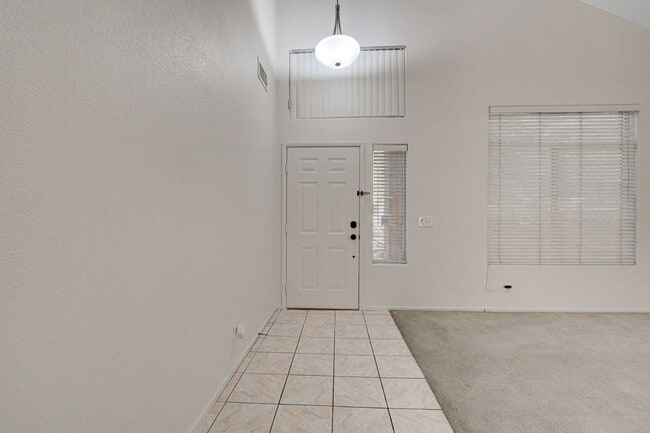 Building Photo - 8621 Sierra Cima Ln