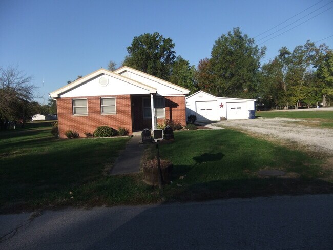Foto del edificio - 11325 N County Road 200 E