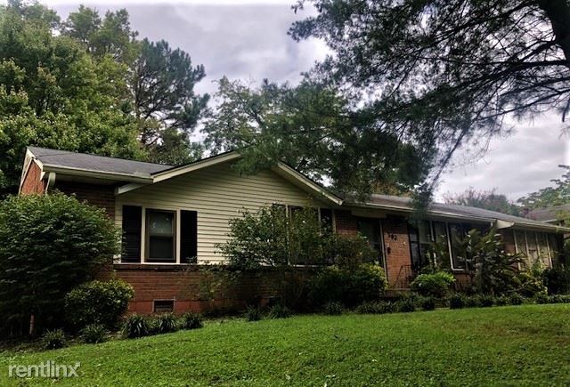 Building Photo - 3 br, 1.5 bath House - 302 Lynn Dr