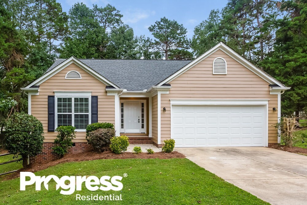 8732 Woodhill Manor Ct, Charlotte, NC 28215 House Rental in Charlotte