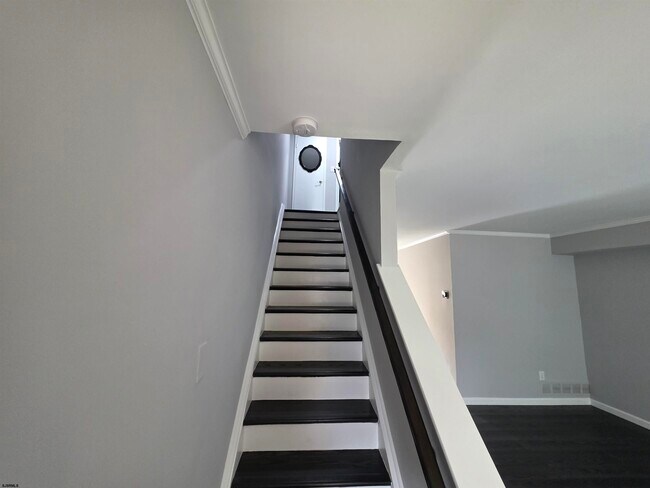 Foto del edificio - 2425 Arbor Ct