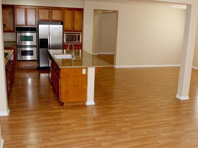 Foto del edificio - 25051 Peppertree Ct