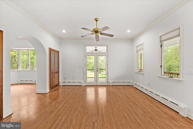 Foto del edificio - 6013 Selvyn Rd