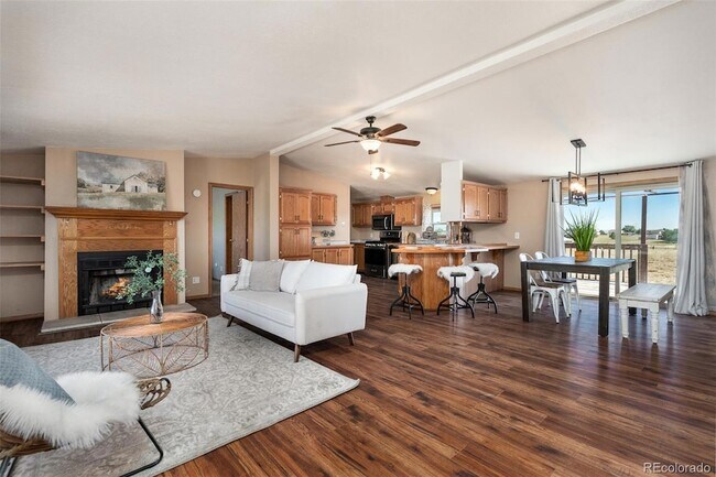 Foto del edificio - 5695 Peerless Farms Rd