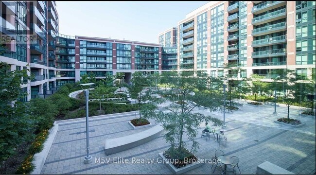 Photo du bâtiment - 525 Wilson Ave