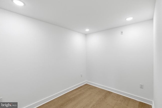 Foto del edificio - 863 N 43rd St