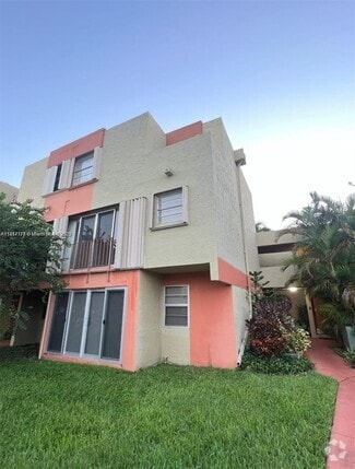 Building Photo - 9321 SW 4th St