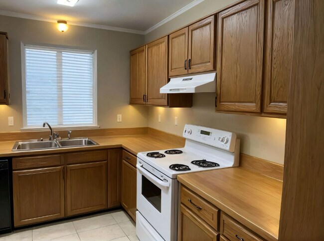 Foto del edificio - 7651 Bles Ave