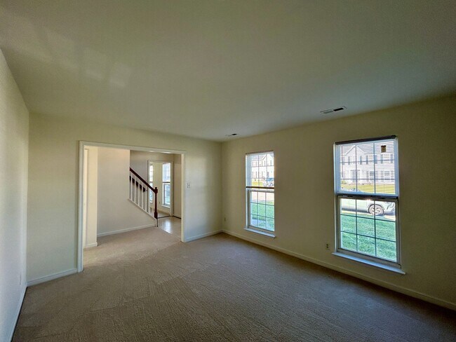Building Photo - Charming Colonial in Afton Subdivision – 3...
