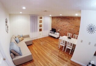 Building Photo - 65 Hemenway St