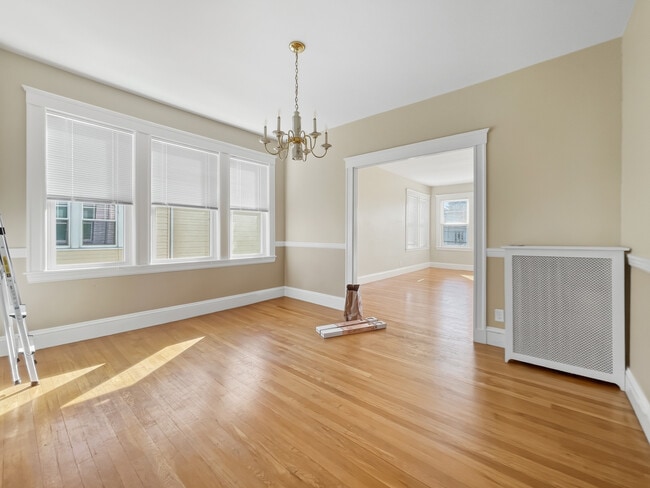 Building Photo - 19 Stearns Ave